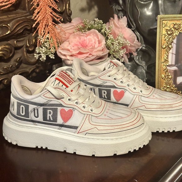 Christian Dior Addict DiorAmour Chessheart Sz 35.5 - Picture 11 of 11